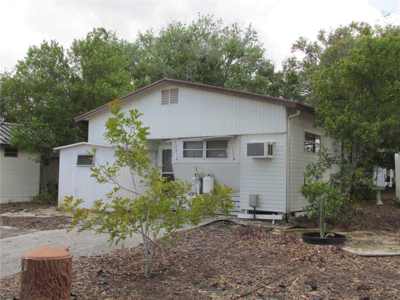 1 bedroom Mobile Home at 13 Saddlebag Trail, Saddlebag Lake, Lake Wales — photo 2