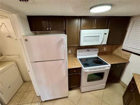 1948 Lake Atriums Circle #119, Orlando FL - photo 8 of 20