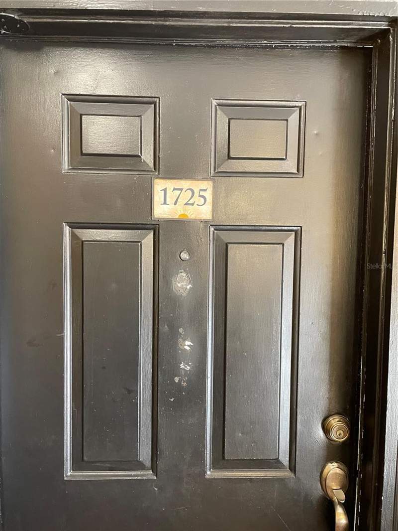 2 bedroom Condominium at 4512 Commander Drive #1725, Venetian Place, Orlando — photo 2