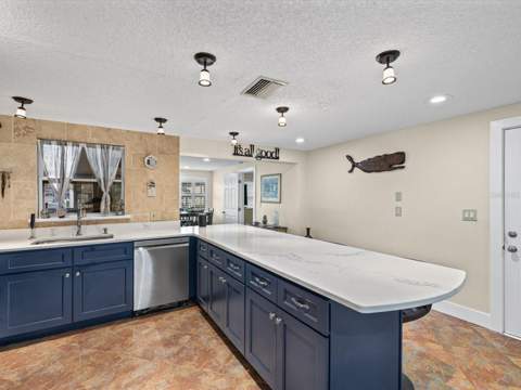 13521 Veronica Drive, Hudson FL - photo 6 of 58
