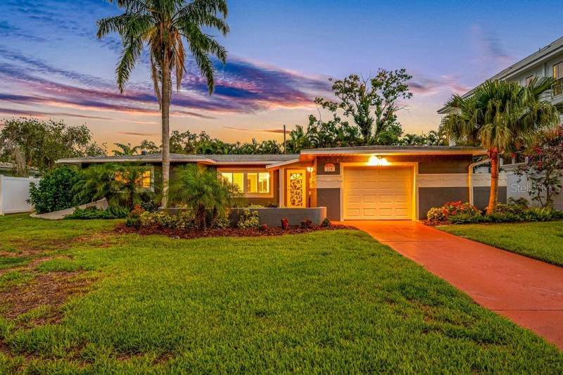 328 BAYVIEW DRIVE home for sale in Eden Shores