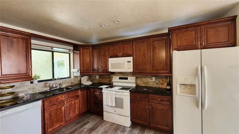 3 bedroom Single Family Residence at 261 Dublin Drive, Greenwood Lakes Unit 1, Lake Mary — photo 3