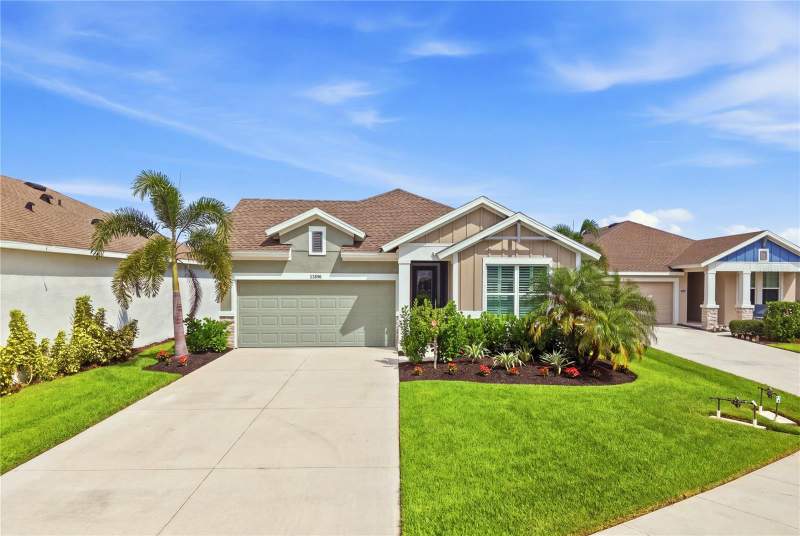 3 bedroom Single Family Residence at 11836 Catawba Cove, Morgans Glen, Parrish — photo 4