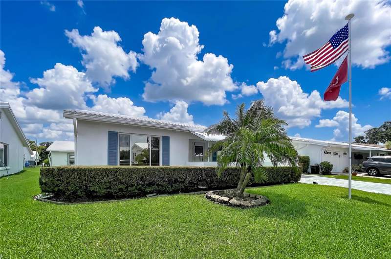 2 bedroom Single Family Residence at 9117 41st Way #5, Mainlands Of Tamarac By The Gulf Unit 5 Ph 2 Condo, Pinellas Park — photo 2