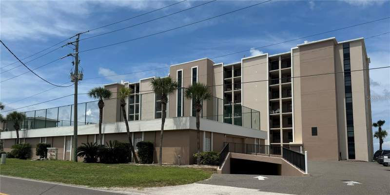 2 bedroom Condominium at 4745 S Atlantic Avenue #102, Lighthouse Shores, Ponce Inlet — photo 2
