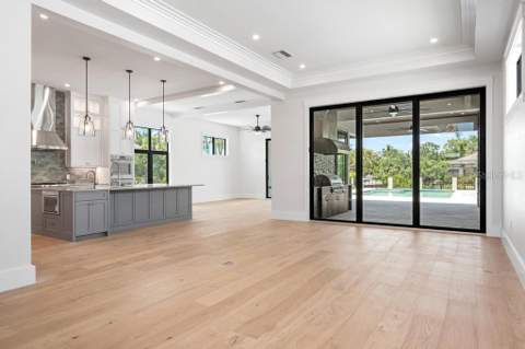 527 Venice Lane, Sarasota FL - photo 8 of 99