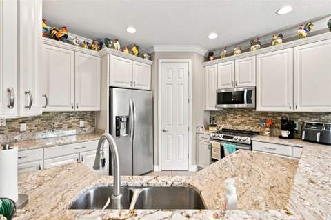 463 Monterey Street, Poinciana FL - photo 18 of 72