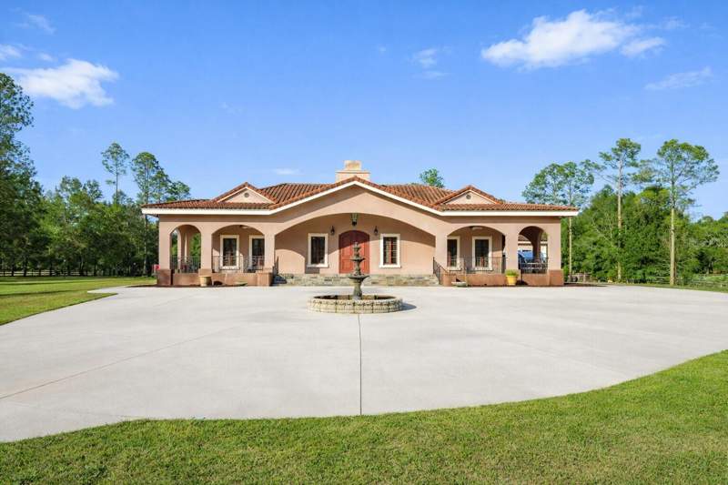 5 bedroom Single Family Residence at 18910 NW 78th Avenue, Not In Subdivision, Alachua — photo 2