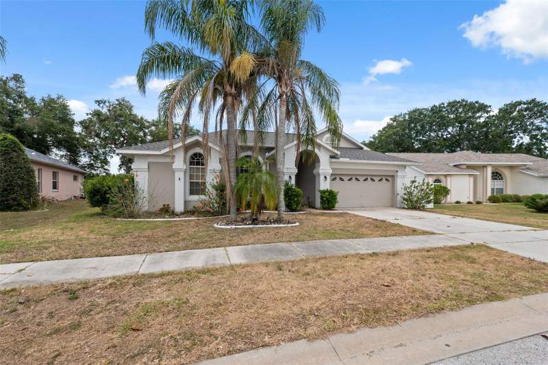 5 bedroom Single Family Residence at 9104 Water Hazard Drive, Fairway Oaks, Hudson — photo 3