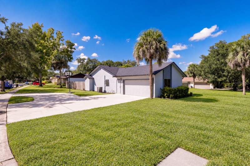 4 bedroom Single Family Residence at 954 Niblick Drive, Fairway Cove, Casselberry — photo 2