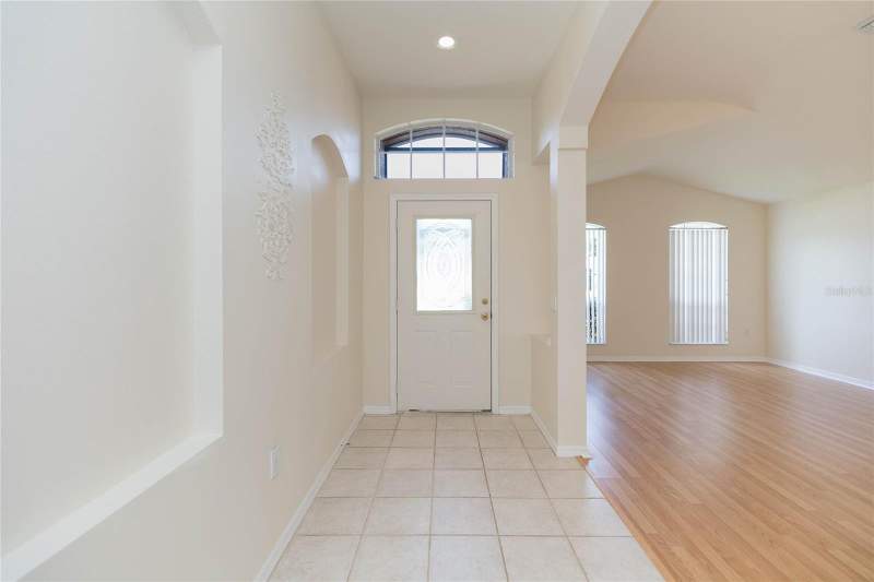 4 bedroom Single Family Residence at 22704 Roderick Drive, Sable Ridge Ph 06A1, Land O Lakes — photo 3