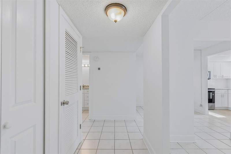 1 bedroom Condominium at 1062 85TH TERRACE #A, JAMESTOWN CONDO, ST PETERSBURG — photo 5