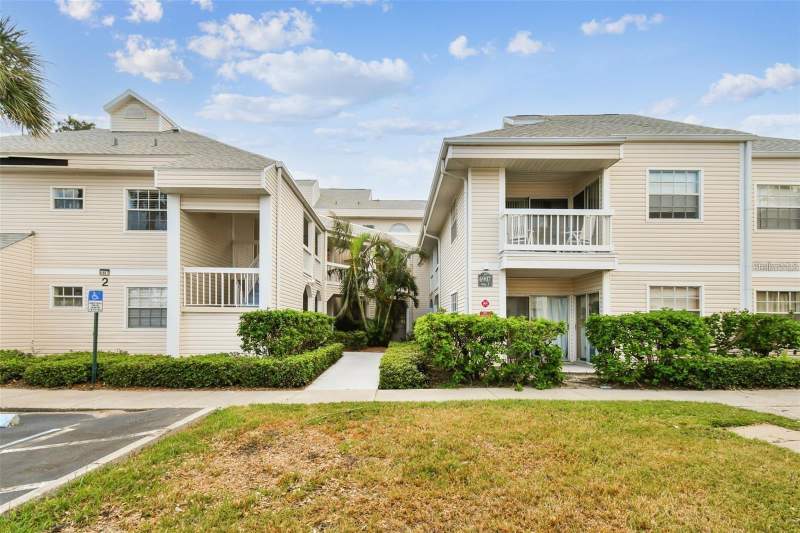 6907 STONES THROW CIRCLE #2203 home for sale in Stones Throw Condo