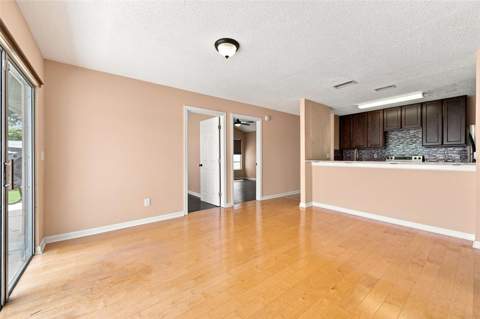10836 Venice Circle, Tampa FL - photo 19 of 43