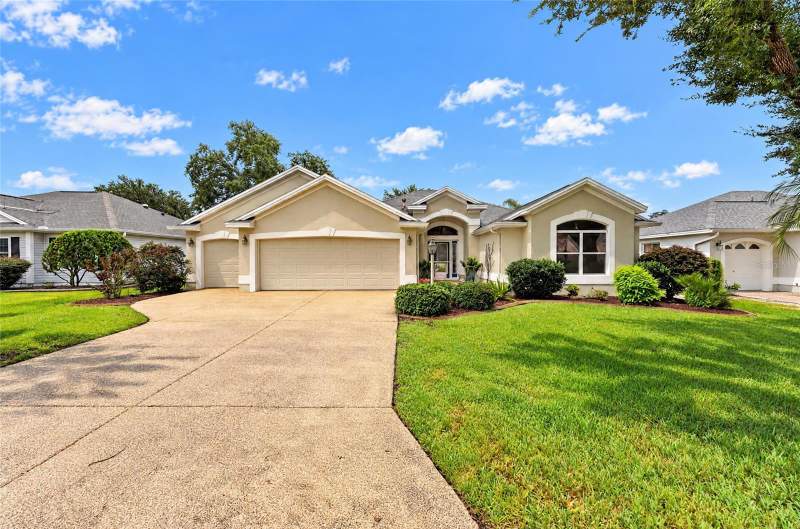 3 bedroom Single Family Residence at 7775 SE 168th Lone Oak Loop, The Villages, The Villages — photo 4