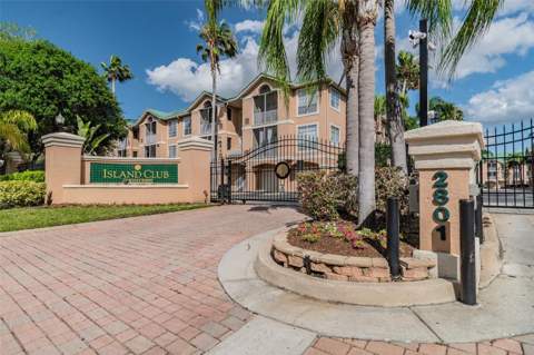 1201 Bay Club Circle, Tampa FL - photo 13 of 69