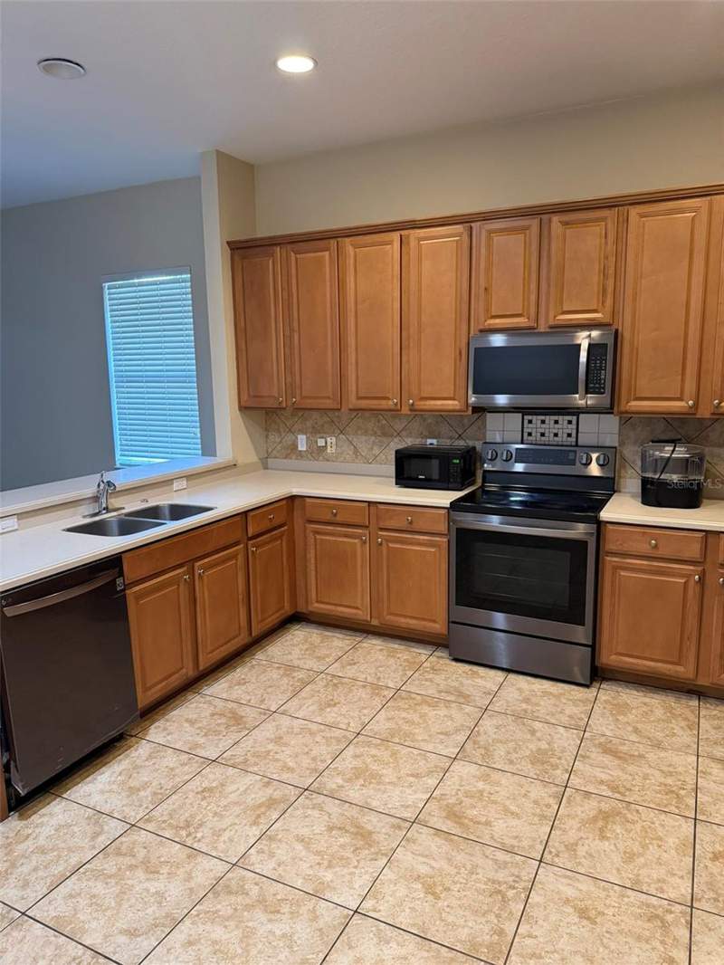 4 bedroom Single Family Residence at 6224 Zane Drive, Stoneybrook Hills 18, Mount Dora — photo 5