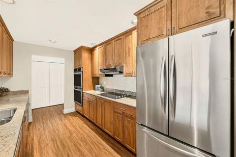 513 Harbor Drive, Indian Rocks Beach FL - photo 10 of 48