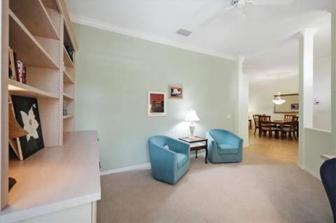 9413 Forest Hills Circle, Sarasota FL - photo 23 of 90