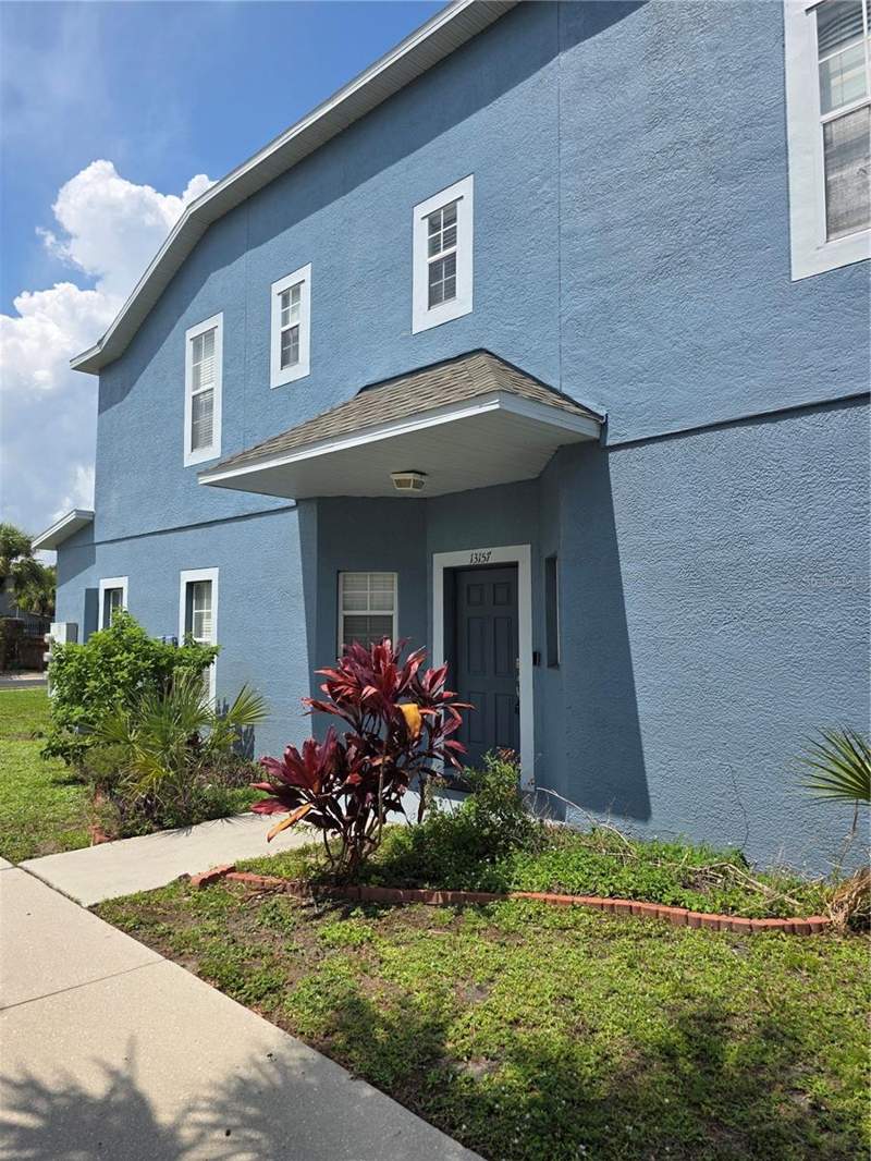 Kings Lake Townhomes