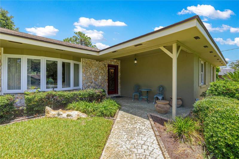 4 bedroom Single Family Residence at 3963 SE 15th Street, Crestwood Un 03, Ocala — photo 2