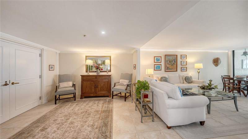 3 bedroom Condominium at 99 Sunset Drive #401, Lawrence Pointe II, Sarasota — photo 5