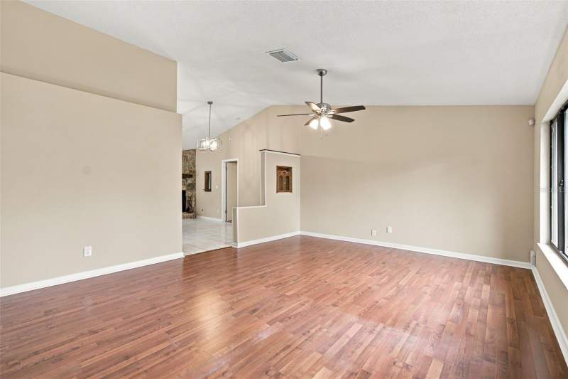3 bedroom Single Family Residence at 9403 Horizon Drive, Spring Hill, Spring Hill — photo 5