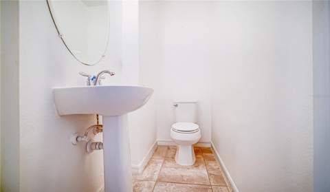 8415 Lovett Avenue, Orlando FL - photo 7 of 25