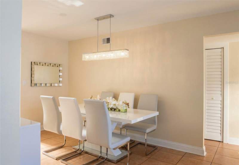2 bedroom Condominium at 7327 Abonado Road #7327, The Greens Of Townn Country, Tampa — photo 2