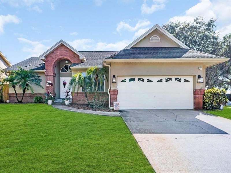Klosterman Oaks Village
