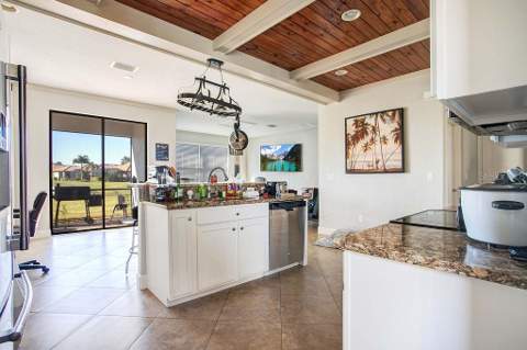 6914 Quiet Creek Drive, Bradenton FL - photo 12 of 59