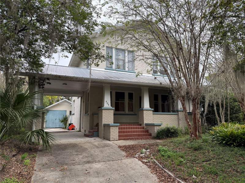 404 NE 10TH AVENUE