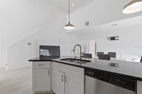 3702 Wiggins Leaf Street, Tampa FL - photo 6 of 23