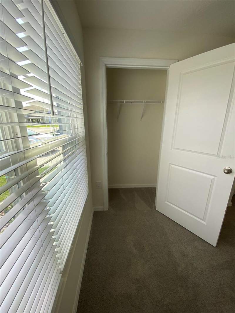 4 bedroom Single Family Residence at 4961 SW 88th Place, Greystone Hills Ph Two, Ocala — photo 5