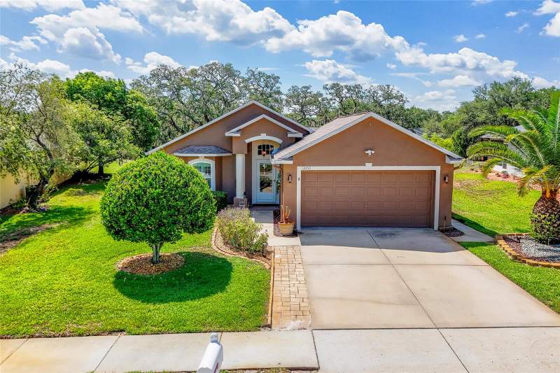 13253 GOLF RIDGE PLACE home for sale in Meadow Oaks