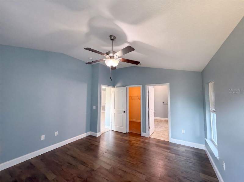 4 bedroom Single Family Residence at 1229 Longville Circle, Tavares Pines At Lake Saunders Ph 02, Tavares — photo 4