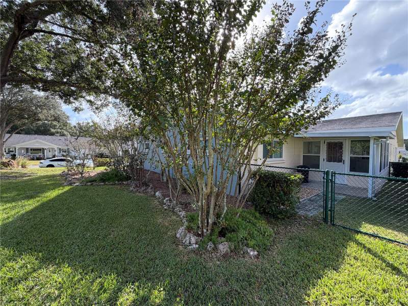 2 bedroom Villa at 8883 SW 94th Lane #G, On Top Of The World, Ocala — photo 3