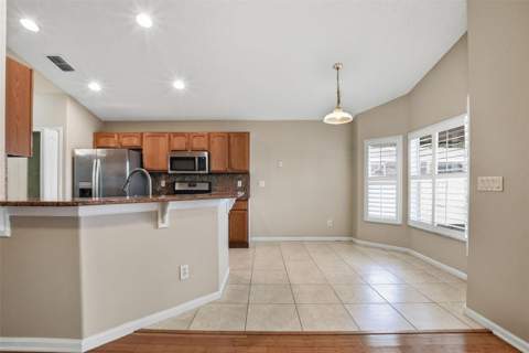 15833 Bay Vista Drive, Clermont FL - photo 10 of 33