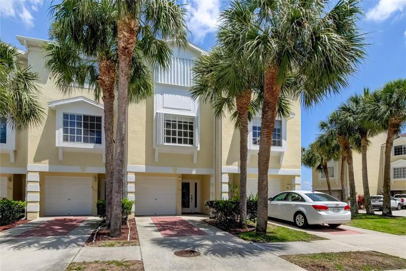 3 bedroom Townhouse at 129 Brent Circle, Seaside Estates, Oldsmar — photo 4