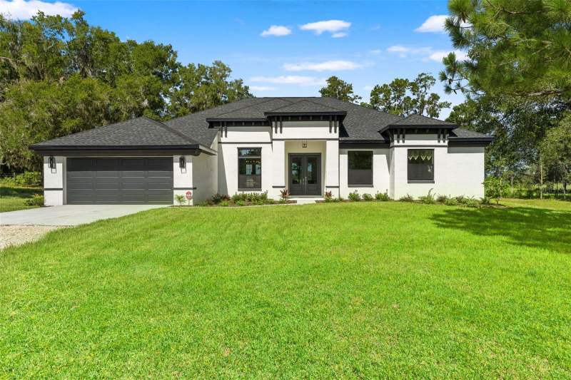 4 bedroom Single Family Residence at 10264 S Lecanto Highway, Lecanto, Lecanto — photo 2