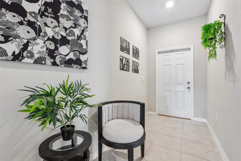 4 bedroom Single Family Residence at 1461 Golden Glow Drive, Spencer Crk Ph 1, Ruskin — photo 3