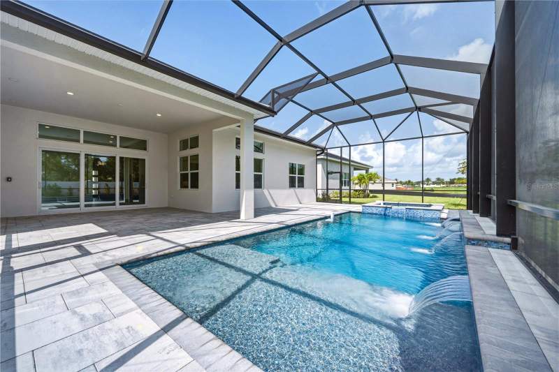 3 bedroom Single Family Residence at 17547 Palmiste Drive, Isles At Lakewood Ranch Ph IV, Bradenton — photo 4