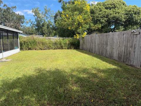 1152 Waterview Boulevard, Lakeland FL - photo 10 of 12