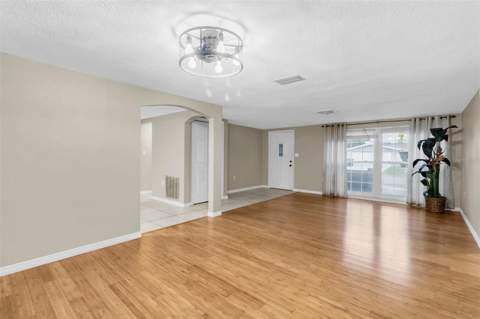 9203 Greenbriar Lane, Port Richey FL - photo 19 of 27
