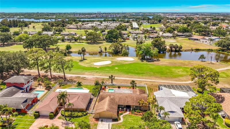 4 bedroom Single Family Residence at 6490 Burning Tree Drive, Seminole Lake Golf & Country Club Estate, Seminole — photo 3