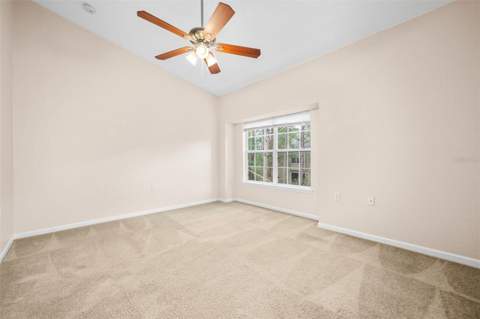 5065 NW 45th Road #102, Gainesville FL - photo 19 of 34
