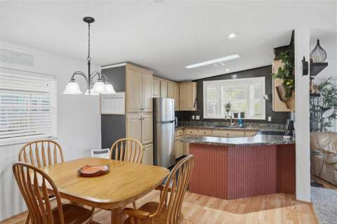 6907 Americana Drive #101, St Petersburg FL - photo 15 of 32