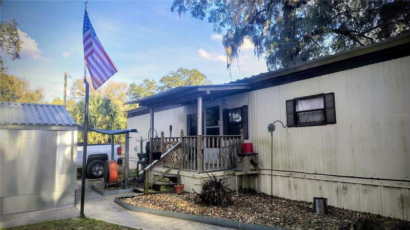 3 bedroom Mobile Home at 5990 NE 37th Street, Custers Add Silver Springs, Silver Springs — photo 5