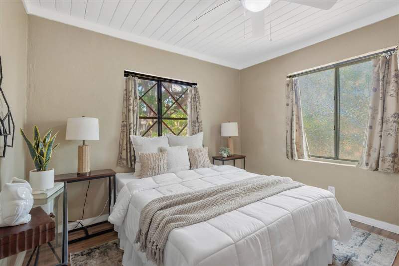 3 bedroom Single Family Residence at 1315 E Osborne Avenue, Nebraska Heights, Tampa — photo 3