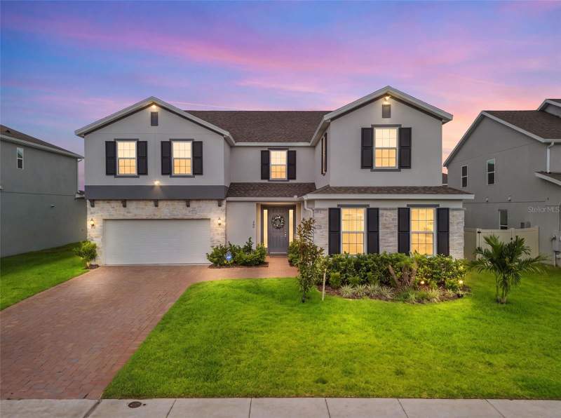 480 SWITCHGRASS LOOP home for sale in Park View At The Hills